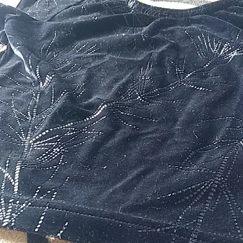Y2K Velvet Crop Top - Picture 4 of 7